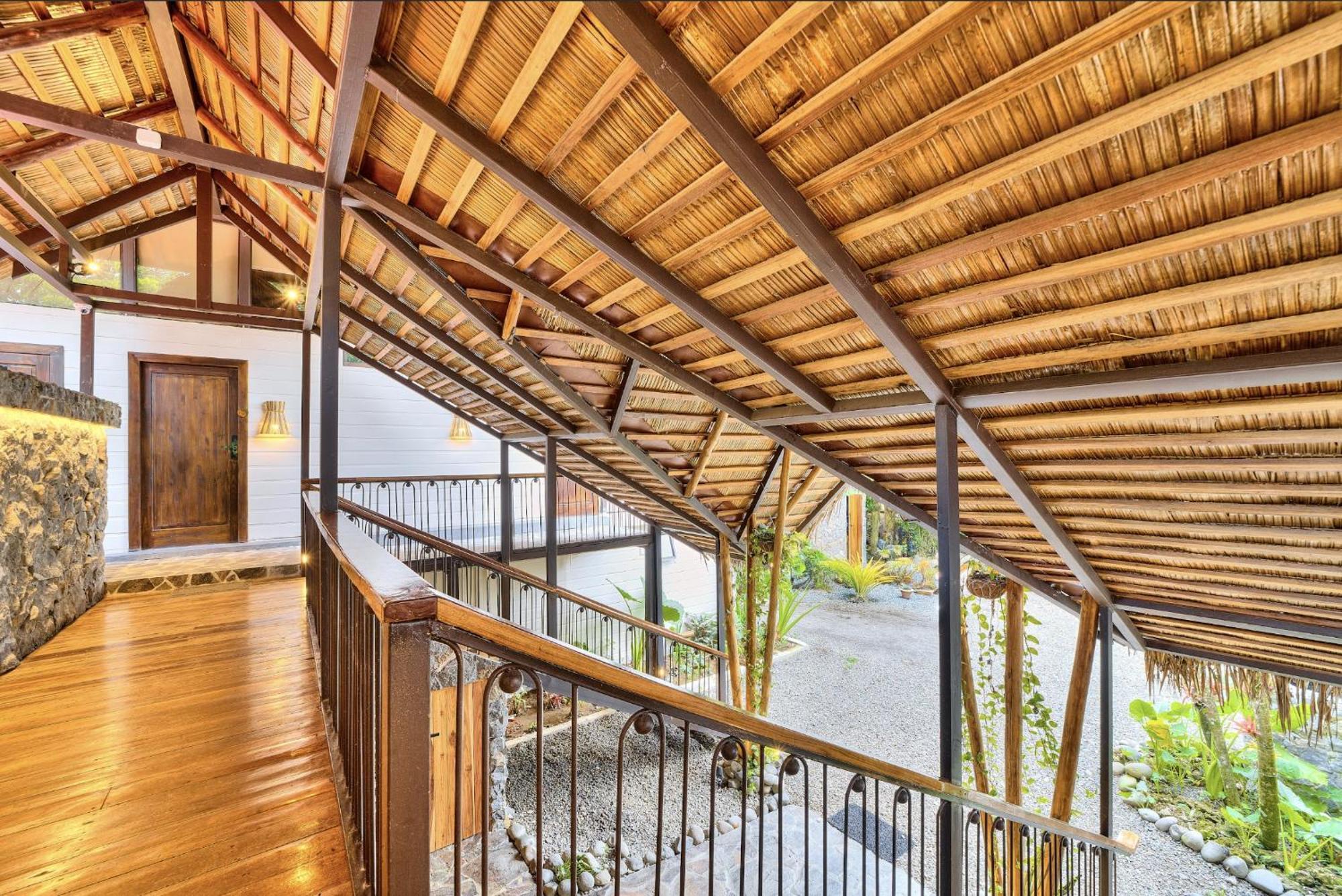 Conga Boutique Hotel Puerto Viejo de Talamanca Bagian luar foto