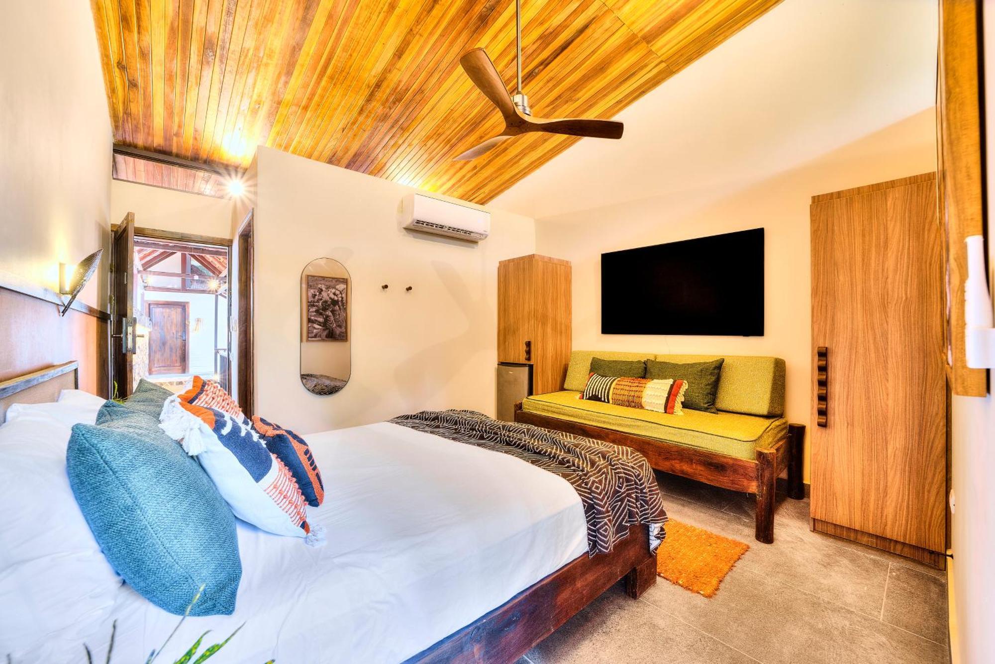 Conga Boutique Hotel Puerto Viejo de Talamanca Bagian luar foto