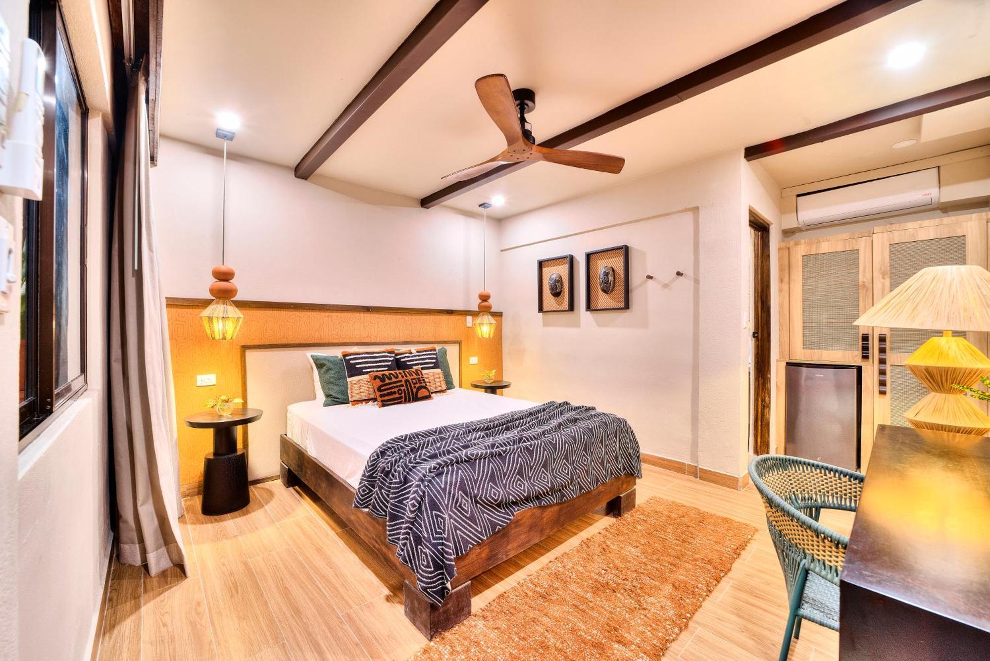 Conga Boutique Hotel Puerto Viejo de Talamanca Bagian luar foto