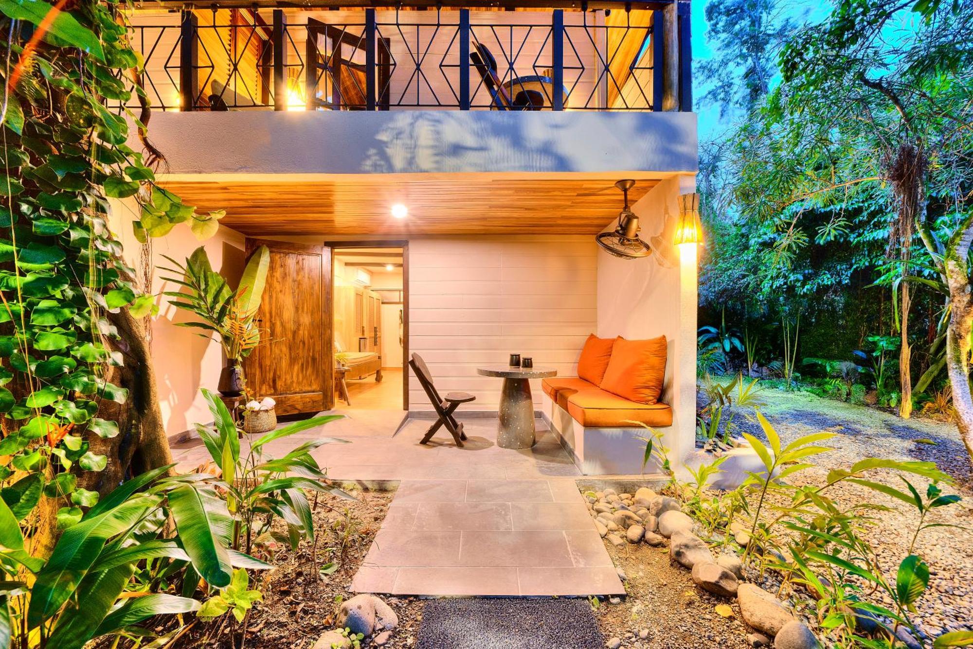 Conga Boutique Hotel Puerto Viejo de Talamanca Bagian luar foto