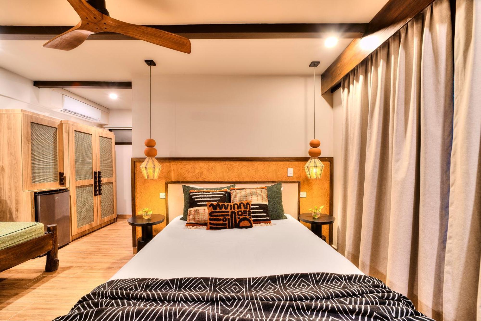 Conga Boutique Hotel Puerto Viejo de Talamanca Bagian luar foto