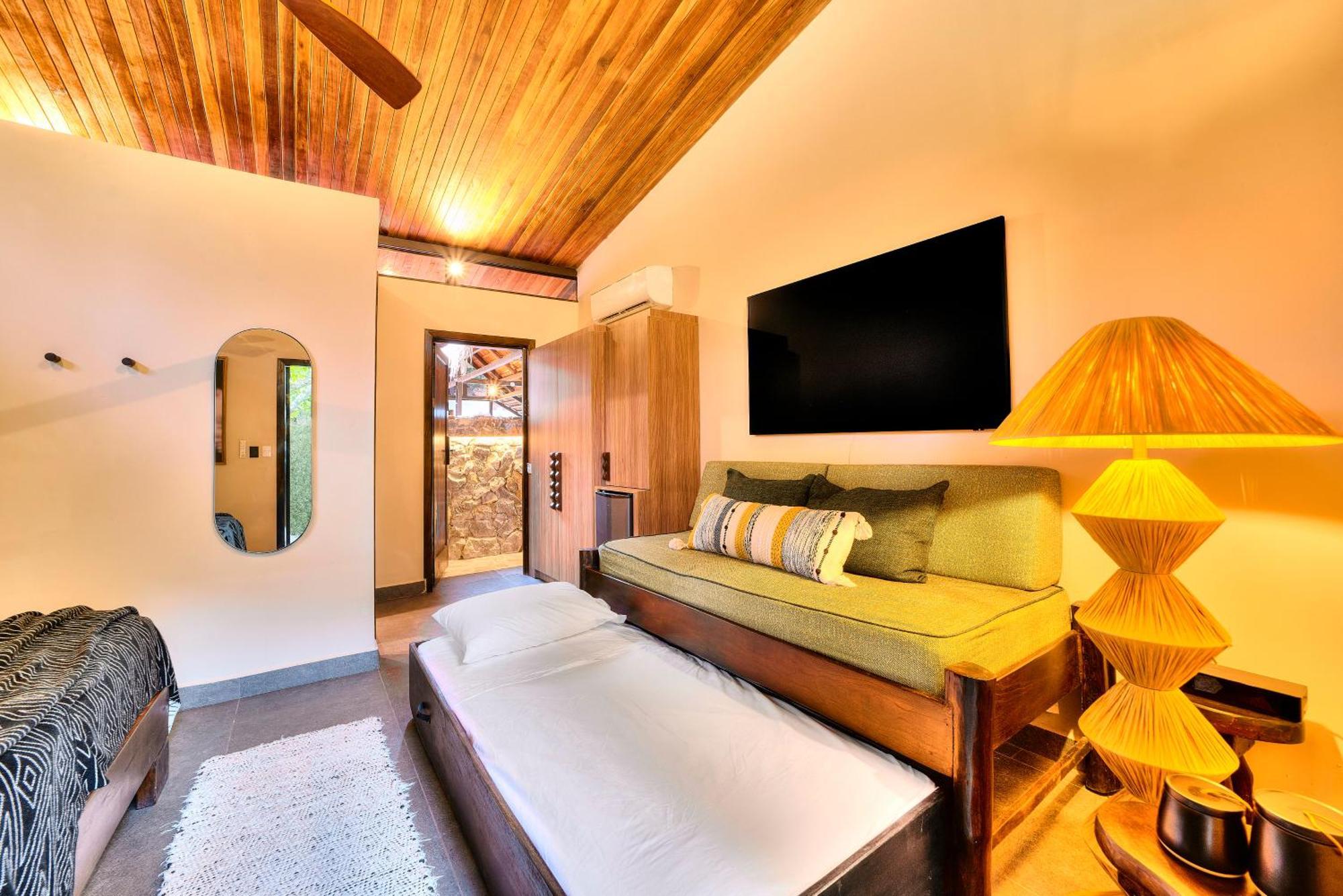 Conga Boutique Hotel Puerto Viejo de Talamanca Bagian luar foto