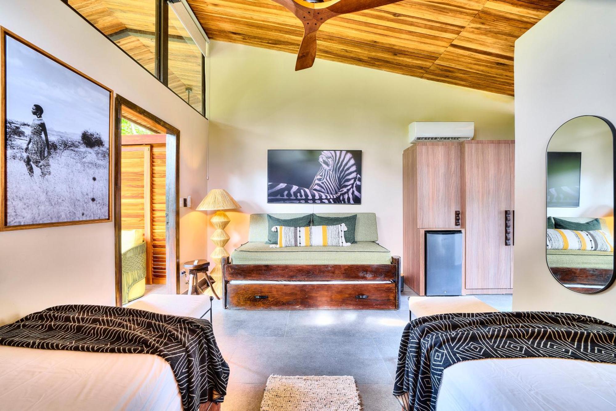 Conga Boutique Hotel Puerto Viejo de Talamanca Bagian luar foto