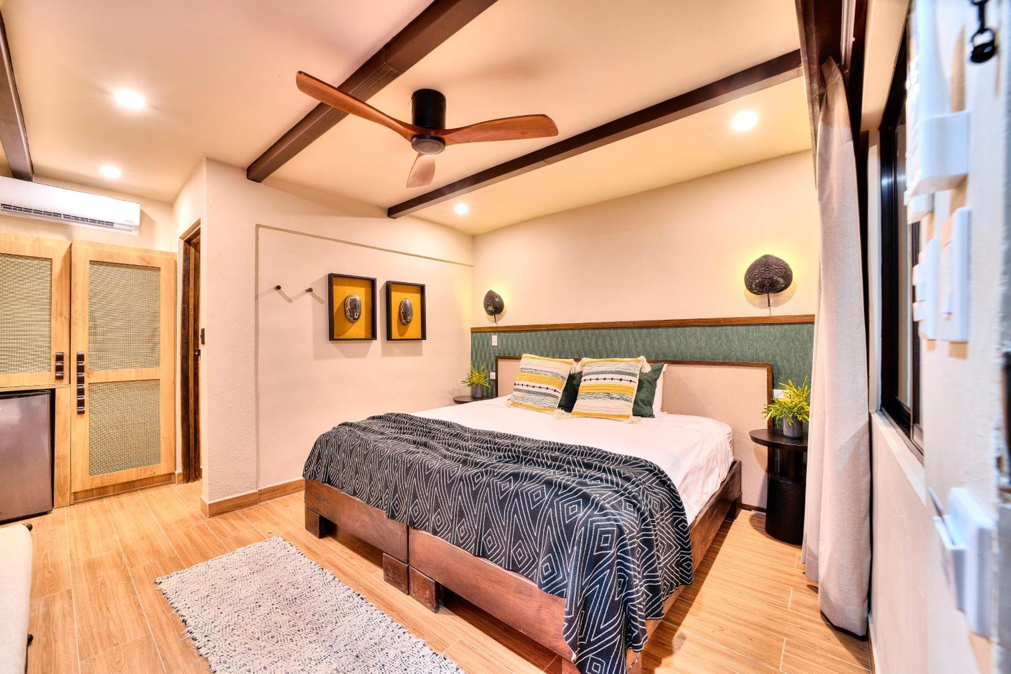 Conga Boutique Hotel Puerto Viejo de Talamanca Bagian luar foto